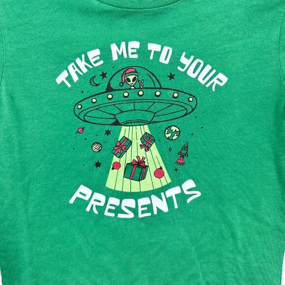 Tucker & Tate Green Holiday Take Me To Your Presents Alien Christmas Shirt NWT - Picture 4 of 4